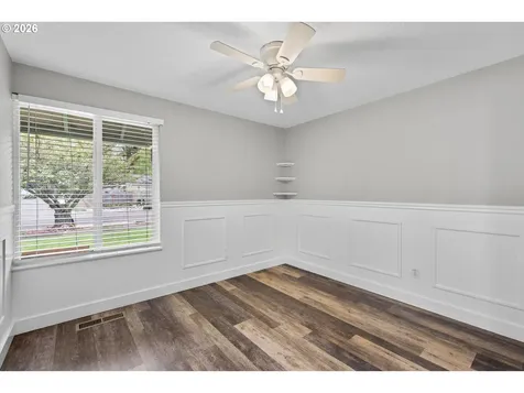 17570 NW Park View Boulevard Portland OR 97229