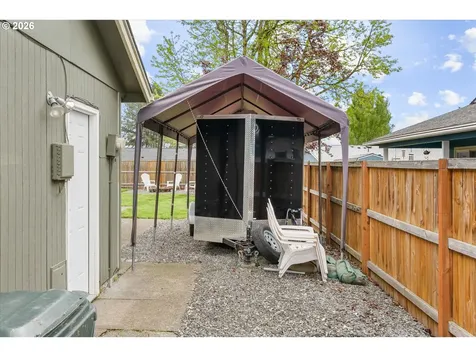 17570 NW Park View Boulevard Portland OR 97229