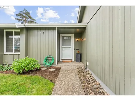 17570 NW Park View Boulevard Portland OR 97229