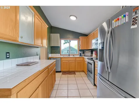 621 Kimberly Court Molalla OR 97038
