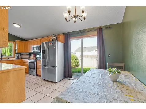 621 Kimberly Court Molalla OR 97038