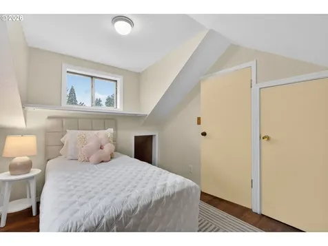 210 SE 218th Avenue Gresham OR 97030