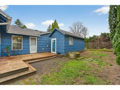 210 SE 218th Avenue Gresham OR 97030
