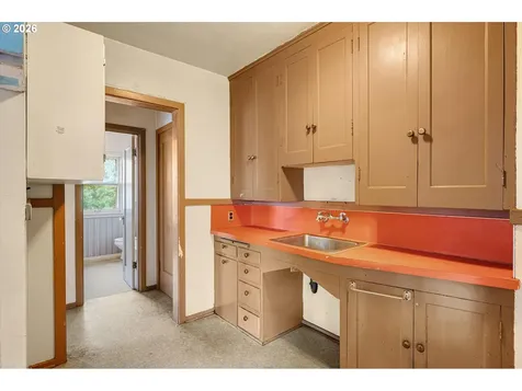 4635 4637 N Congress Avenue Portland OR 97217