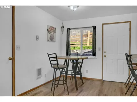1336 S 7th Street Cottage Grove OR 97424