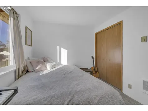 1336 S 7th Street Cottage Grove OR 97424