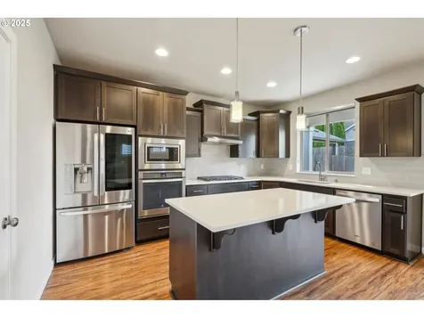 15601 NE 107th Street Vancouver WA 98682