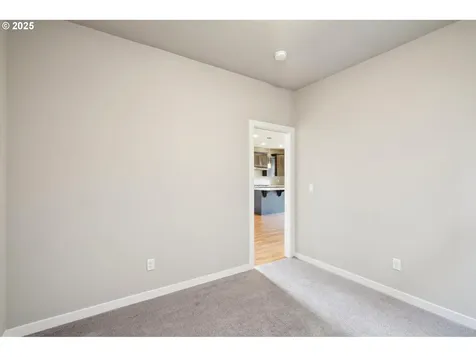 15601 NE 107th Street Vancouver WA 98682