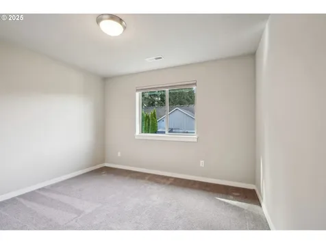 15601 NE 107th Street Vancouver WA 98682