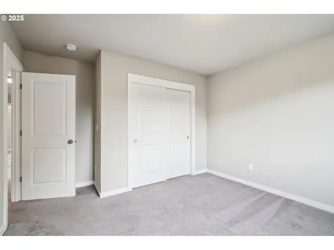 15601 NE 107th Street Vancouver WA 98682
