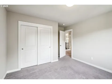 15601 NE 107th Street Vancouver WA 98682