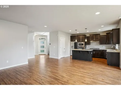 15601 NE 107th Street Vancouver WA 98682