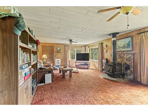 50156 Myrtle Creek Road Myrtle Point OR 97458