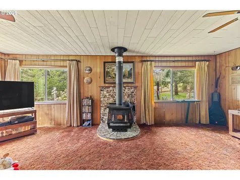 50156 Myrtle Creek Road Myrtle Point OR 97458