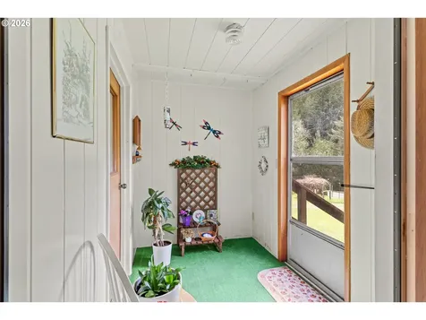 50156 Myrtle Creek Road Myrtle Point OR 97458