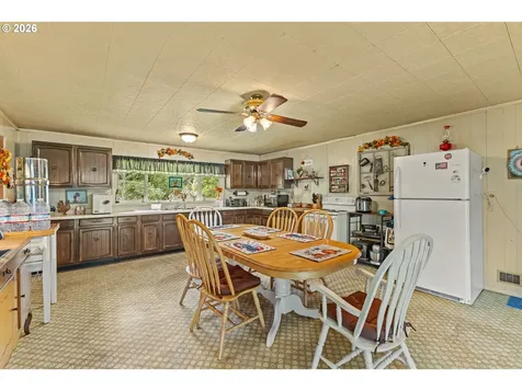 50156 Myrtle Creek Road Myrtle Point OR 97458