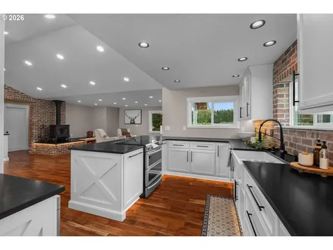 241 Minkler Road Winlock WA 98596