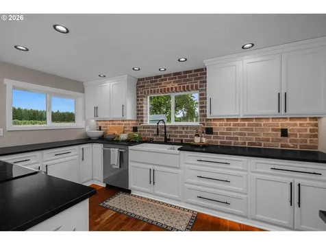 241 Minkler Road Winlock WA 98596