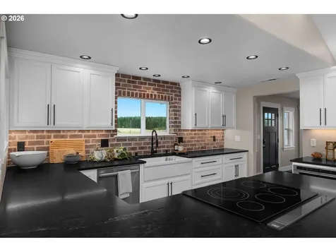 241 Minkler Road Winlock WA 98596