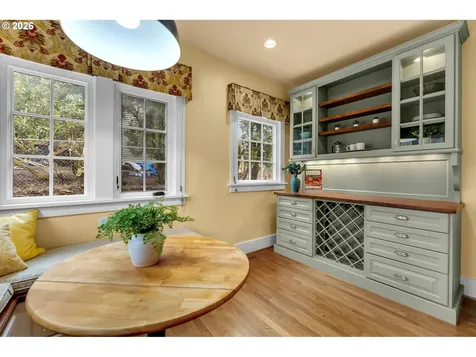 5929 SW Taylor Street Portland OR 97221
