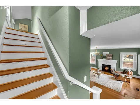 5929 SW Taylor Street Portland OR 97221