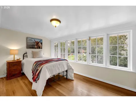 5929 SW Taylor Street Portland OR 97221