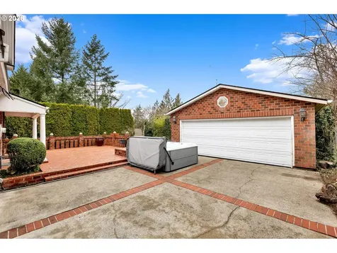5929 SW Taylor Street Portland OR 97221