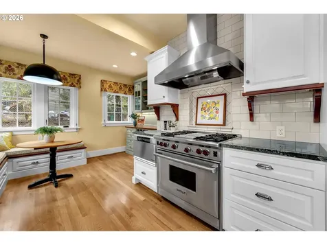 5929 SW Taylor Street Portland OR 97221