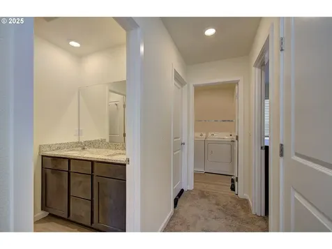 1203 W 17th Avenue La Center WA 98629