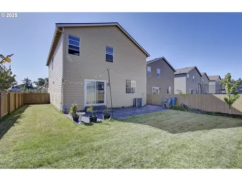 1203 W 17th Avenue La Center WA 98629