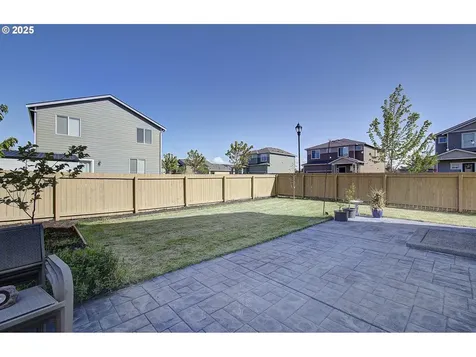 1203 W 17th Avenue La Center WA 98629