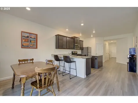 1203 W 17th Avenue La Center WA 98629