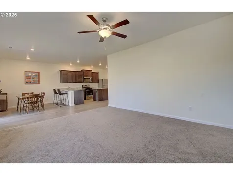 1203 W 17th Avenue La Center WA 98629