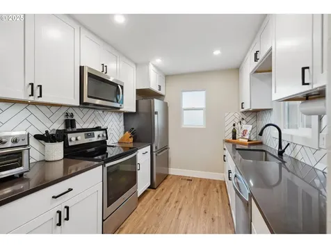 1630 NW Eastbrook Court Beaverton OR 97006