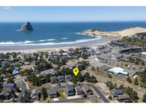 9500 Dory Pointe Loop Pacific City OR 97135