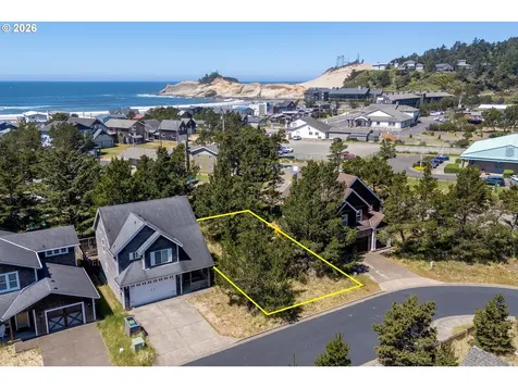 9500 Dory Pointe Loop Pacific City OR 97135