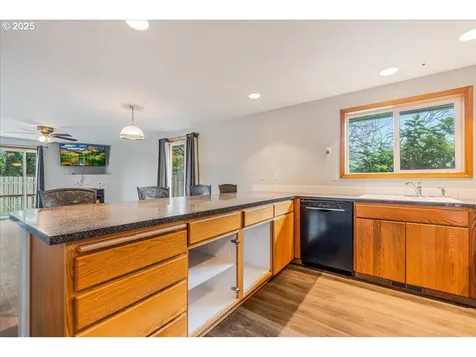 2367 Dorsey Drive Hubbard OR 97032