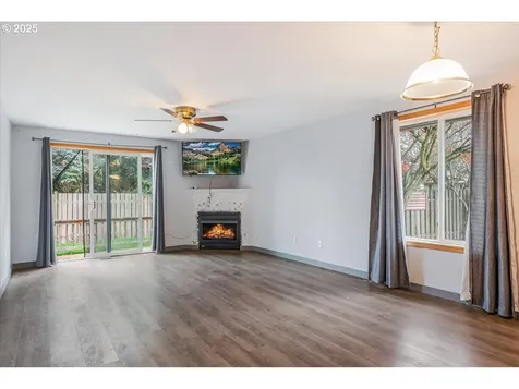 2367 Dorsey Drive Hubbard OR 97032