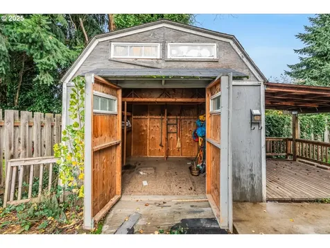 2367 Dorsey Drive Hubbard OR 97032