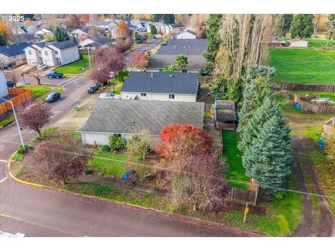 2367 Dorsey Drive Hubbard OR 97032