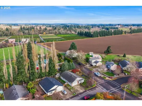 2367 Dorsey Drive Hubbard OR 97032