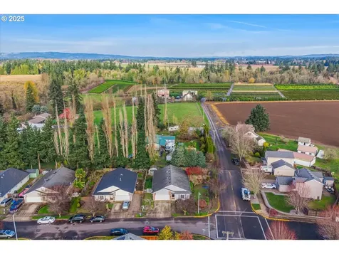 2367 Dorsey Drive Hubbard OR 97032