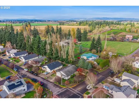 2367 Dorsey Drive Hubbard OR 97032