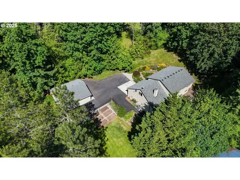 8300 NE 316th Street La Center WA 98629