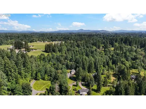 8300 NE 316th Street La Center WA 98629