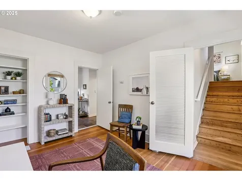5723 NE 16th Avenue Portland OR 97211