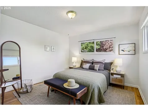 5723 NE 16th Avenue Portland OR 97211