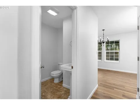 179 Rainbow Ridge Avenue Roseburg OR 97471