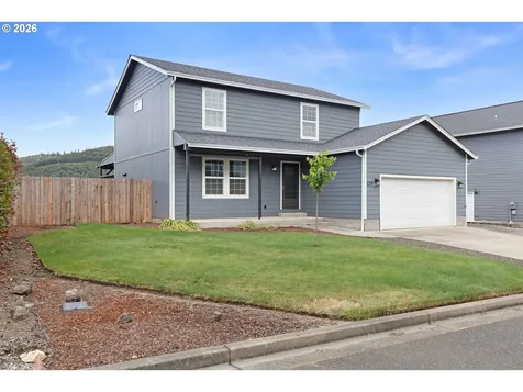 179 Rainbow Ridge Avenue Roseburg OR 97471