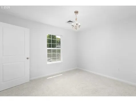 179 Rainbow Ridge Avenue Roseburg OR 97471
